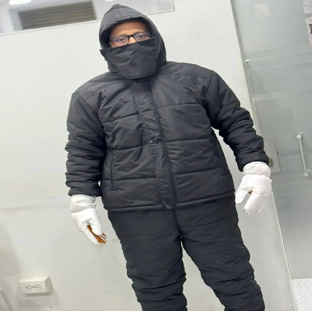 TRAJE CUARTO FRIO DOS PIEZAS 